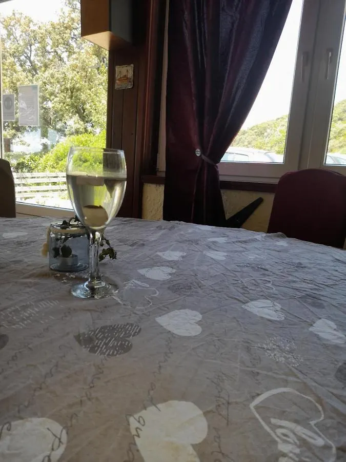 Leon Apartment Lopar